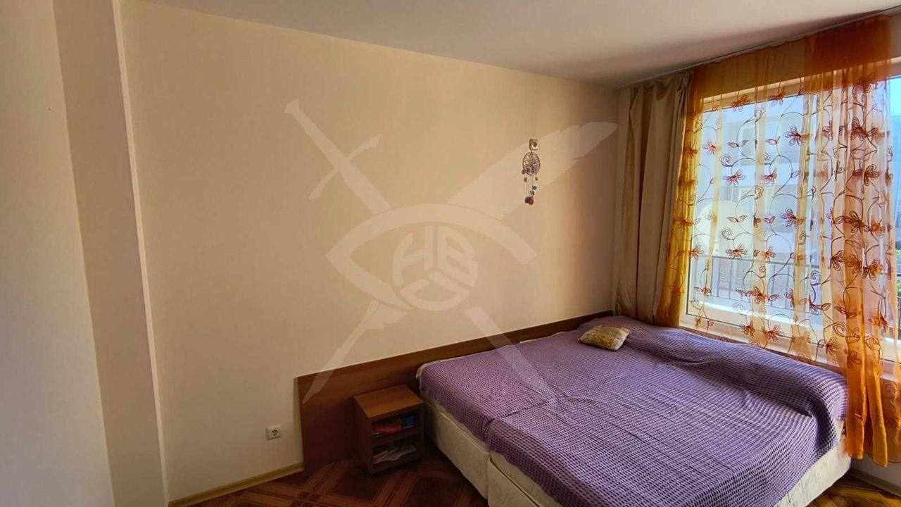 Продава се Двустаен апартамент в к.к. Слънчев бряг - 65 кв.м за 985 €/кв.м - Снимка #5