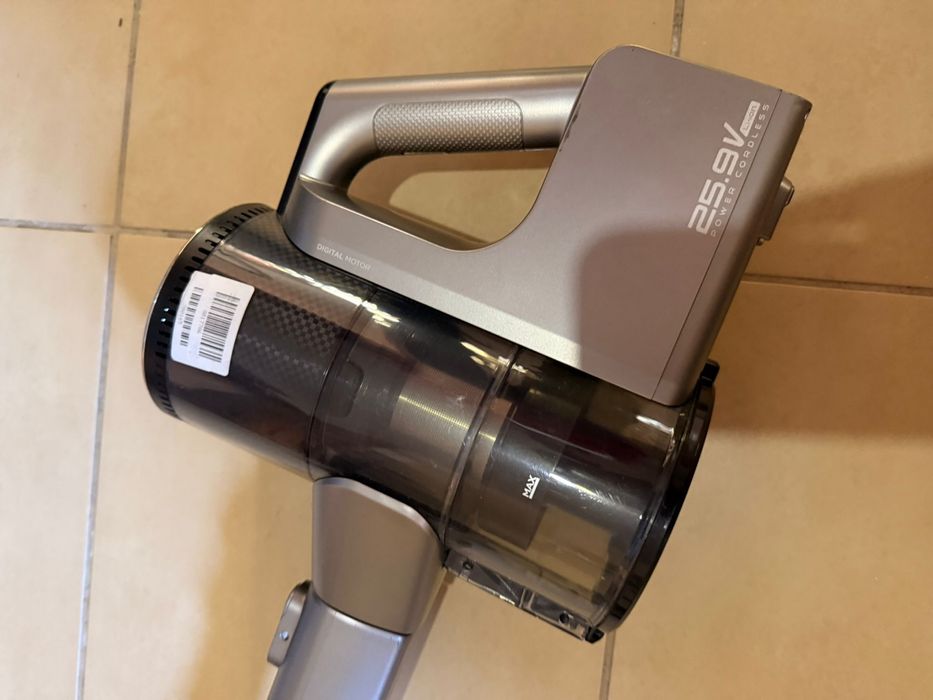 Aspirator vertical Heinner clean pro