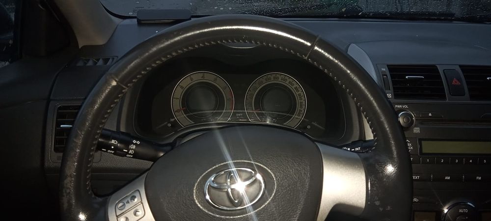 Vand Toyota Corolla ,an 2007, stare buna de functionare