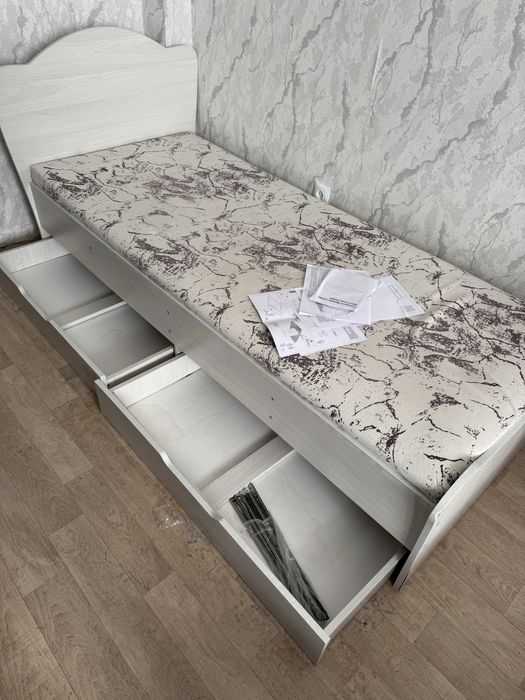 Продам кровать в отличном состоянии