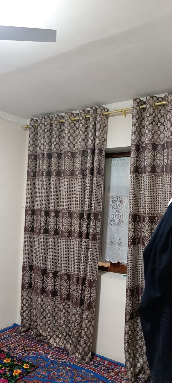 3 xonali dom sotiladi