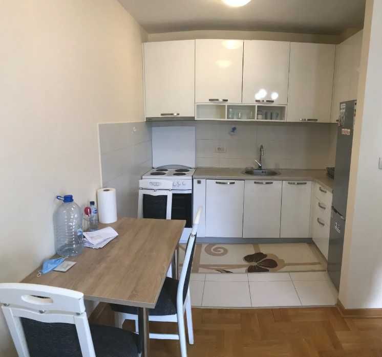 Дава се под наем Двустаен апартамент в Пловдив, Кючук Париж - 65 кв.м за 341.7 € - Снимка #1