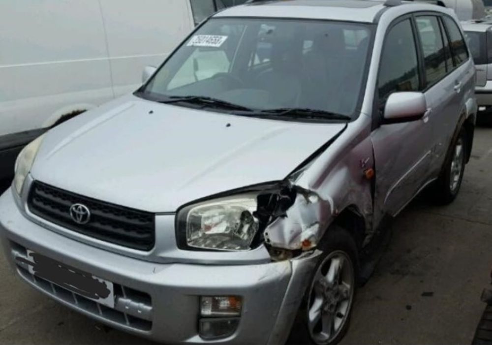 Toyota Rav4 по запчастям