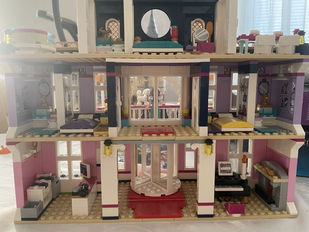 Lego friends (grand hotel)