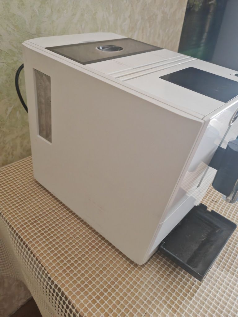 Jura A1 pianowhite