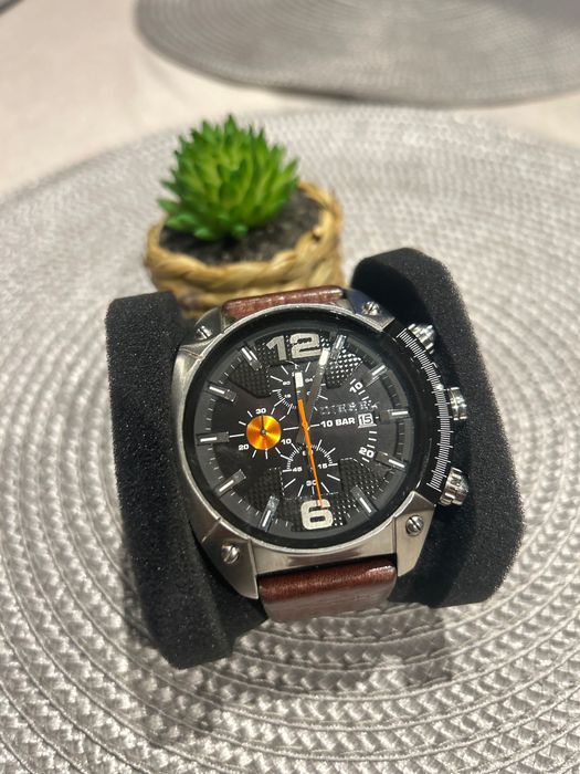 Мъжки часовник DIESEL OVERFLOW DZ4204