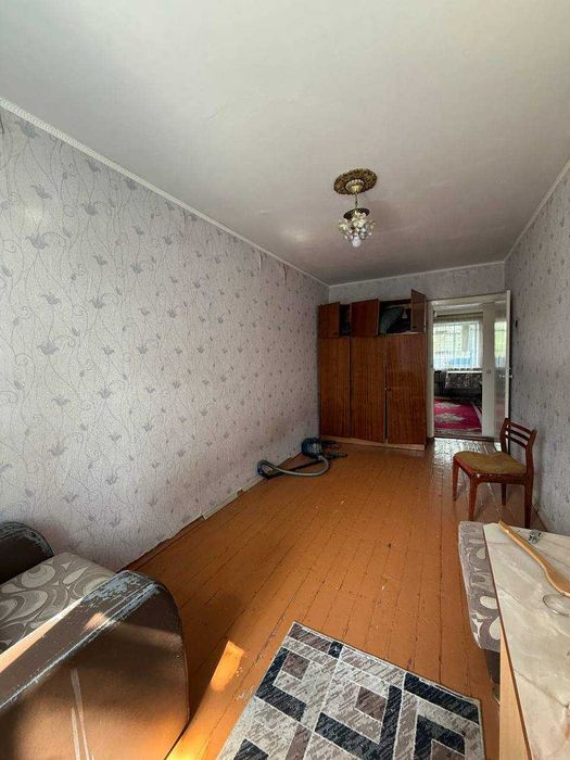 2 комн. р-н КСК (р-н. супермаркета Солнечного)