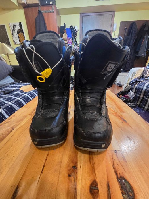 Placa Snowboard K2 Urban cu Legaturi K2 - 154 cm - Incepatori