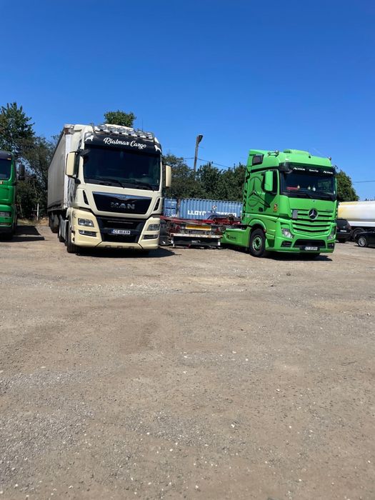 Vand 2 capete tractor + semiremorca