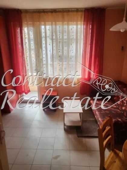 Дава се под наем Двустаен апартамент в Варна, Колхозен пазар - 50 кв.м за 357 € - Снимка #2