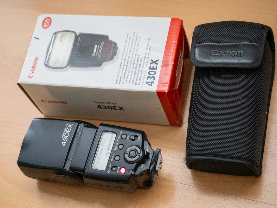 Obiective Canon RF 16mm, 35mm f1.4L, 70-200mm f2.8L, EF 100mm f2.8L