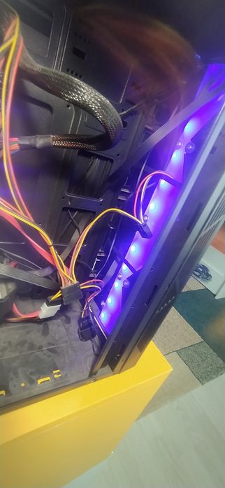 Продаю компьютер с gtx 1050 и core i3 8100