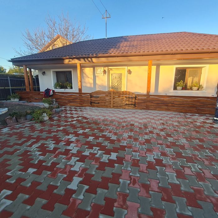 Amenajari interioare și exterioare