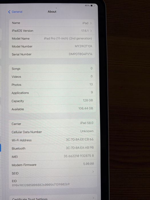 Vand Ipad nou , pret 2500 ron