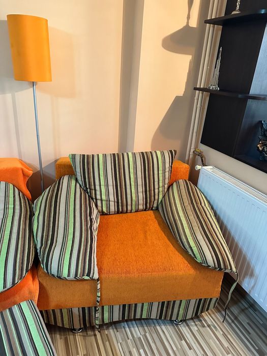 Canapea+fotoliu ambele extensibile +2 tamburei