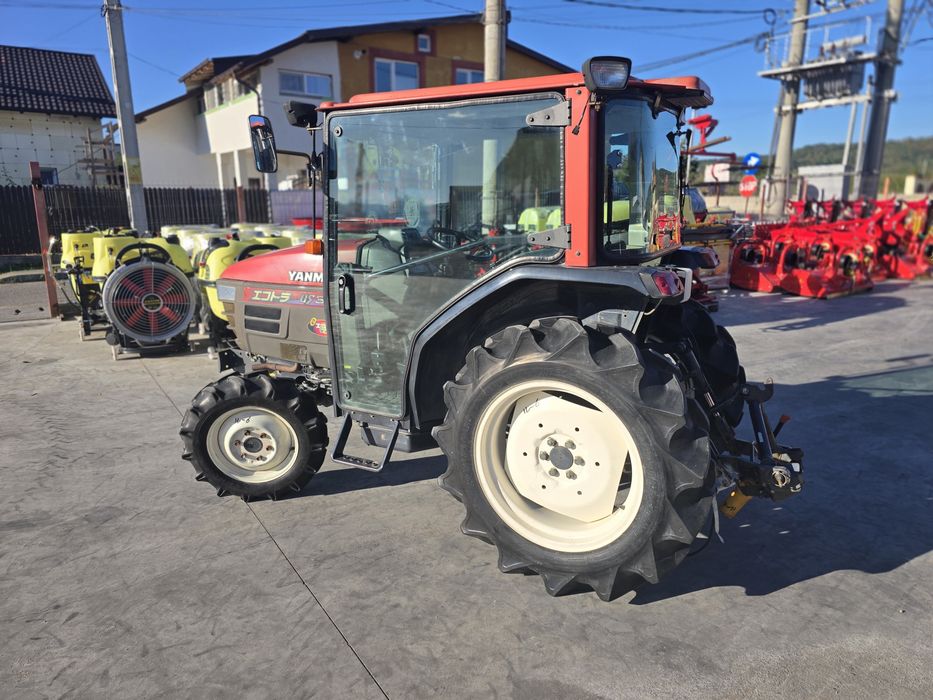 Tractor japonez Yanmar Us328
