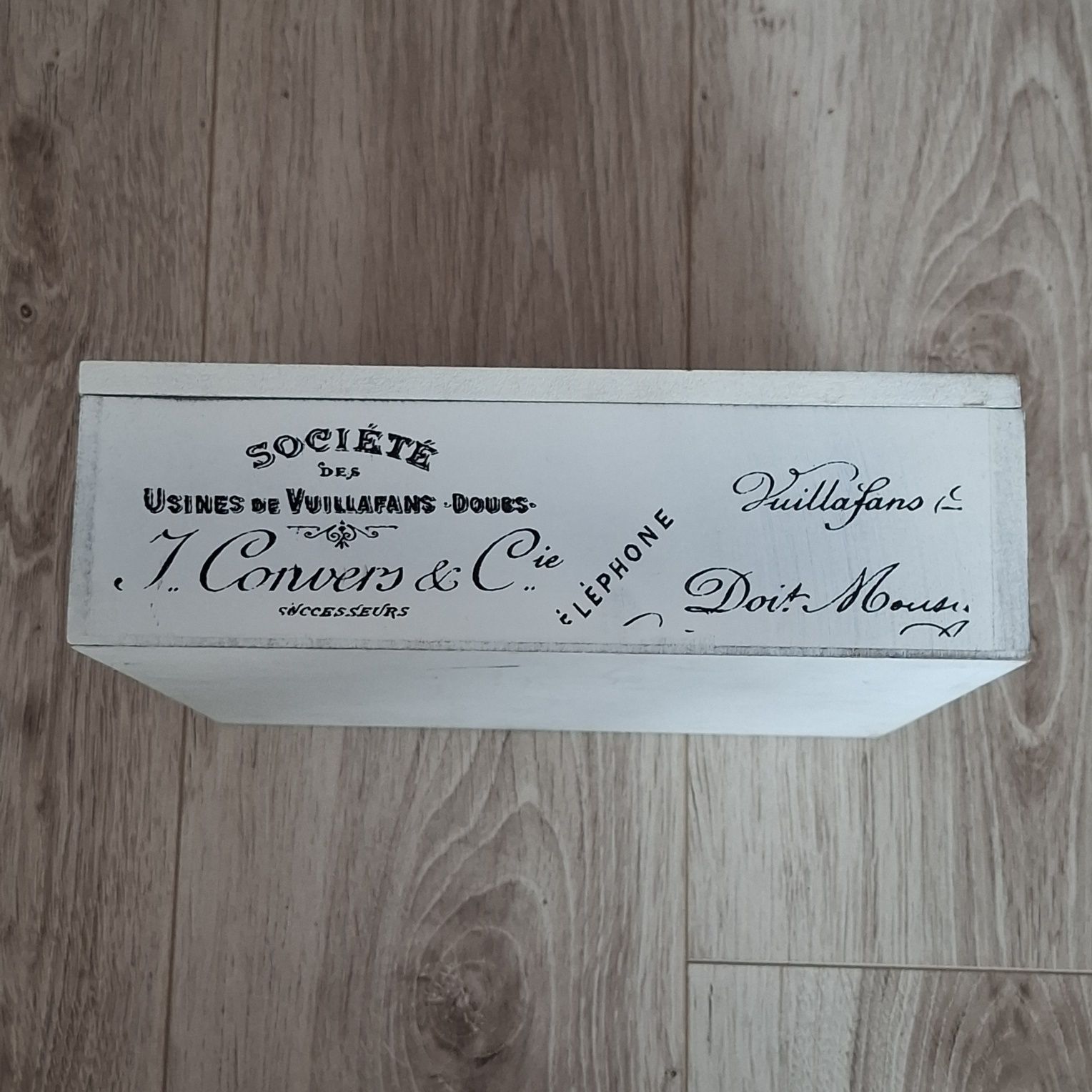 Дървена кутия за чай - 25×25 см.