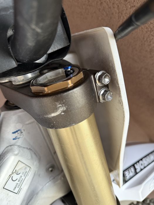 De vanzare yamaha yz250f cu piese GYTR in stare perfecta