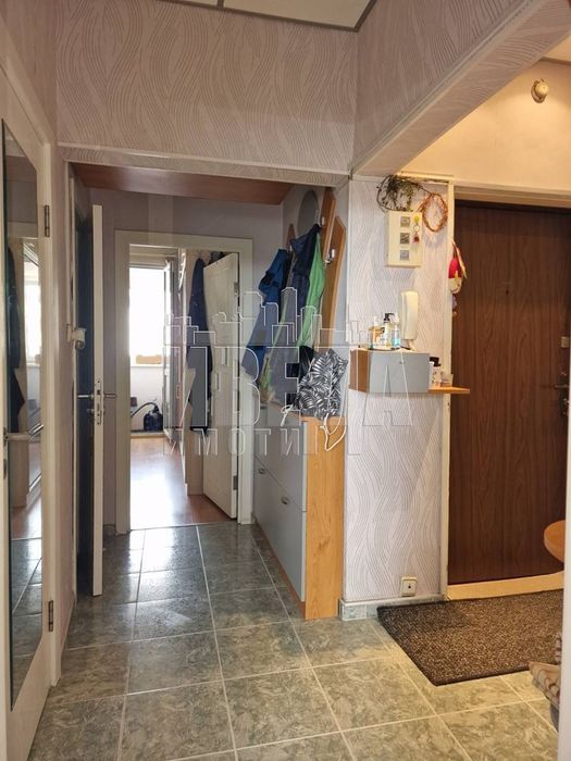 Продава се Тристаен апартамент в Варна, Възраждане 2 - 80 кв.м за 1563 €/кв.м - Снимка #8