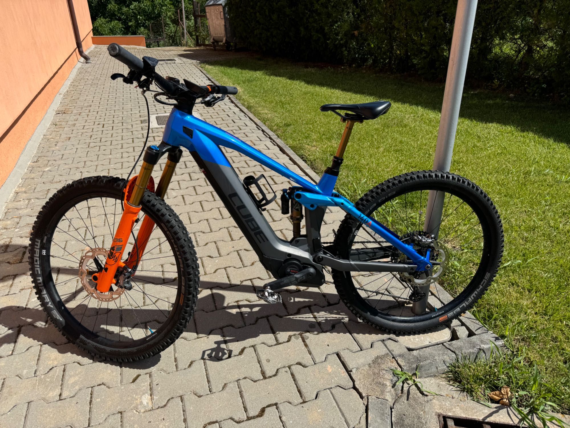 Cube Stereo Action Team ebike, electrica