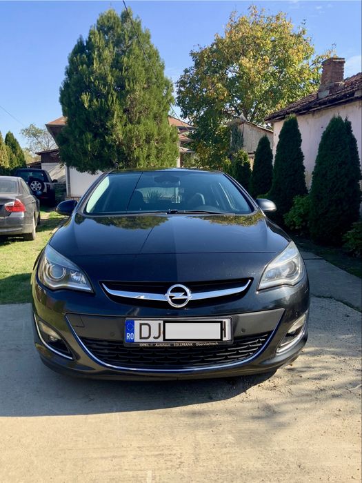 Opel Astra J  2.0 CDTI