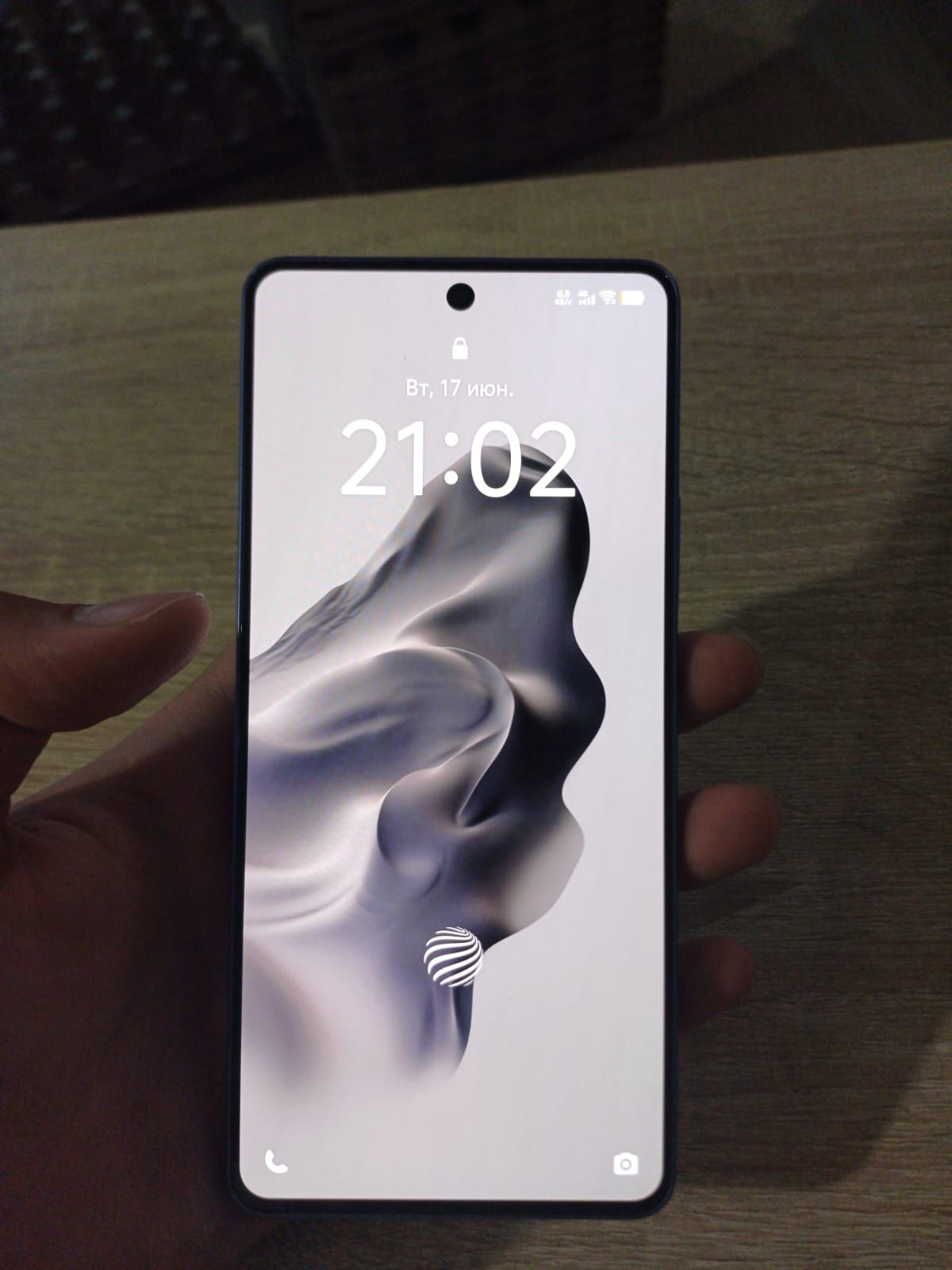 Iqoo neo 9s pro + 12/256 фулл комплект