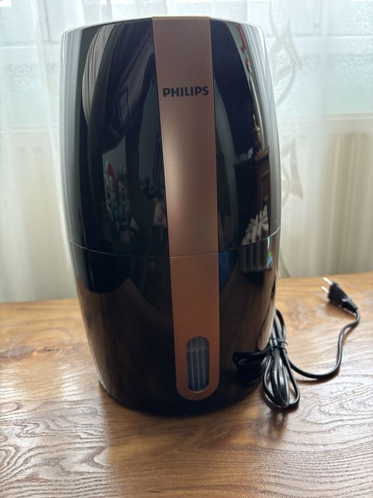 Umidificator Philips seria 2000, modelul HU2718/10 , NOU