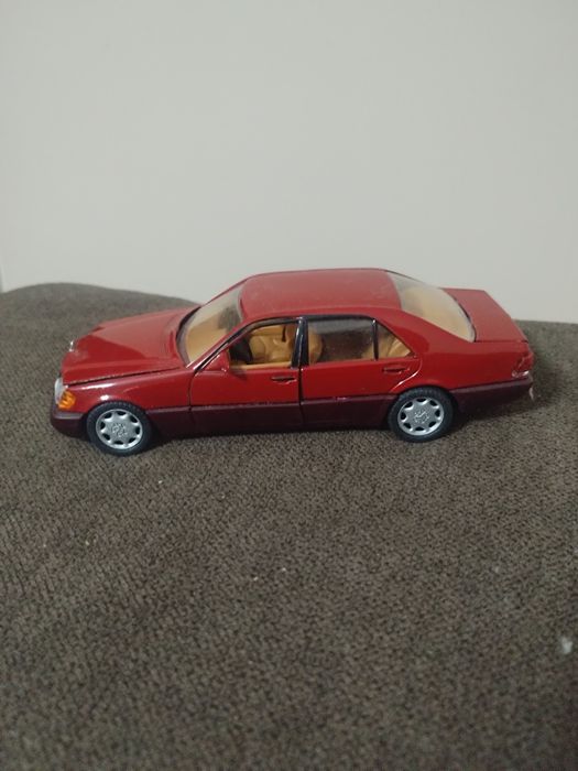 Макет на Мерцедес ,W140