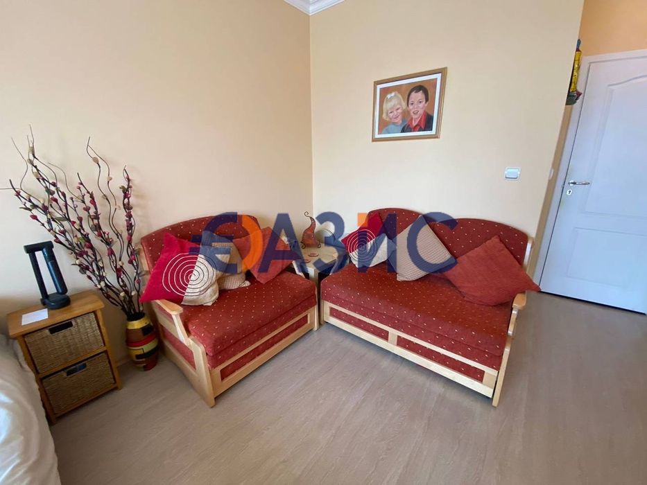 Продава се Едностаен апартамент в Несебър - 33 кв.м за 1485 €/кв.м - Снимка #8