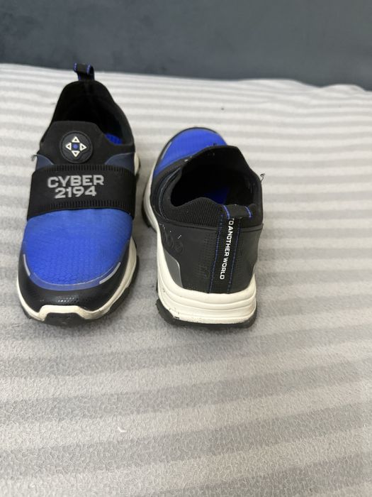 Продаются кросовки на мальчика