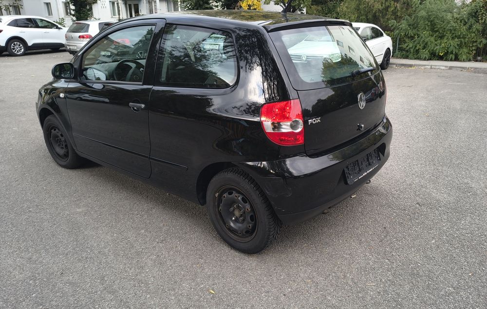 Vând VW Fox      .