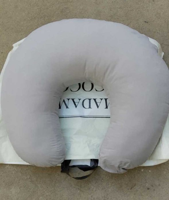 LEN възглавница за кърмене