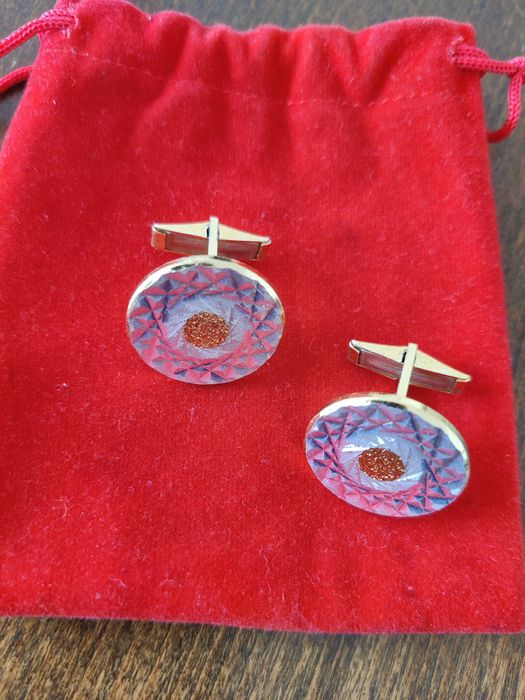 Бутонели, копчета за ръкавели