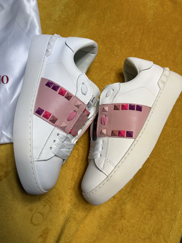 Pantofi Valentino 36 noi nepurtati alb roz