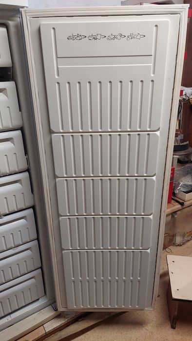 Продам морозильник ИНДИЗИТ