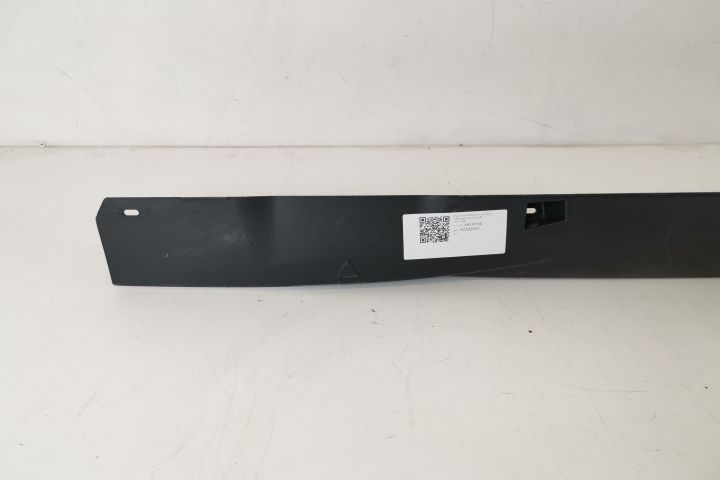 Prag Dreapta Original In Stare Buna Volkswagen VW  Passat  B8 2014 201