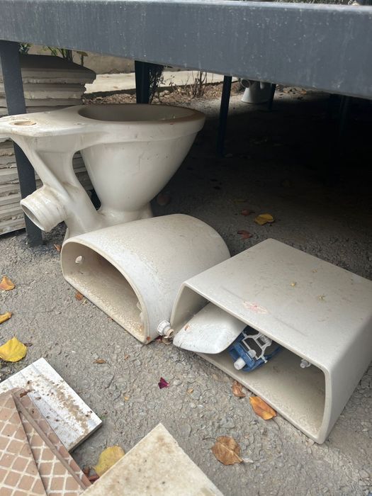 Унитазы бочокиии