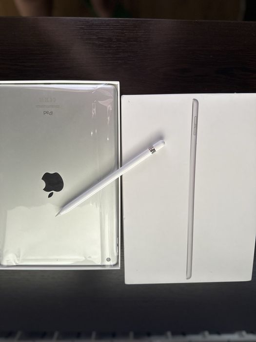 Като нов ipad 8 generation+apple pencil 1