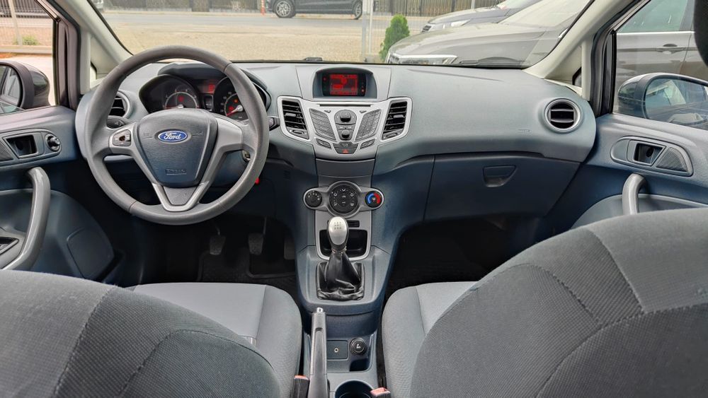 Ford Fiesta 1.3 benzina Garanție 1an