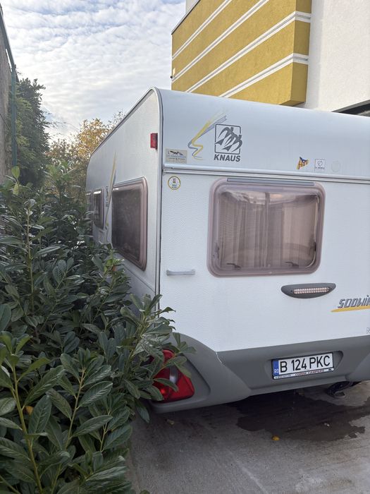 Vand rulota KNAUS 450, din 2001, cu 2 zone de dormit,
