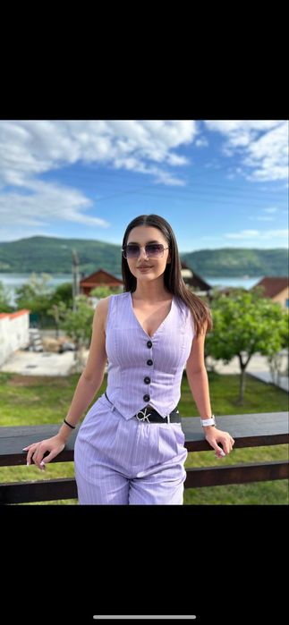 Vând set din 2 piese