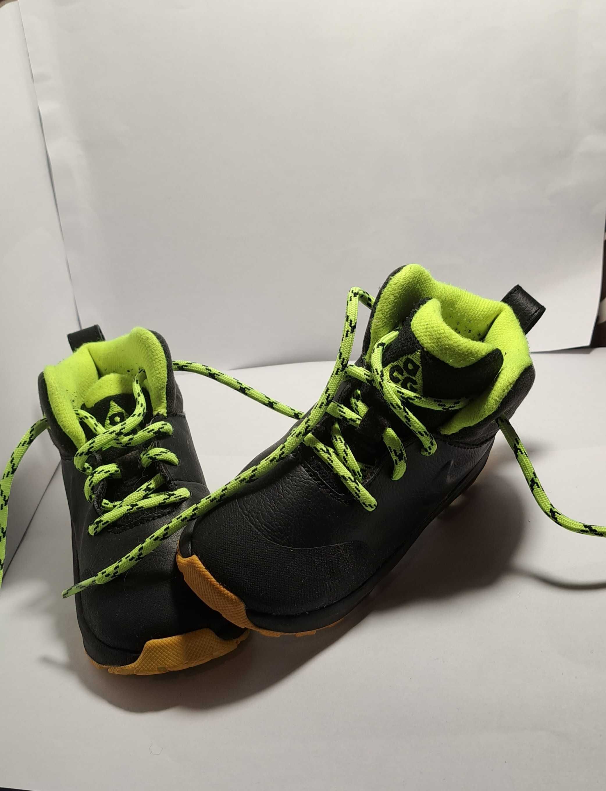 Обувки Nike - есенни втора употреба