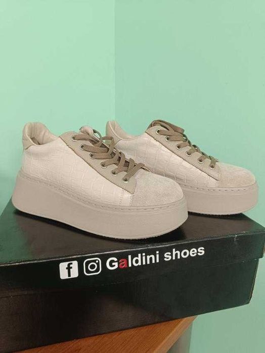 Дамски обувки, естествена кожа