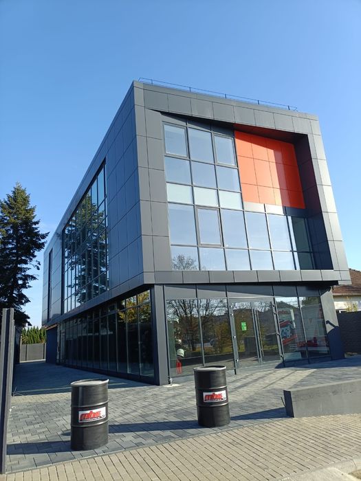 Showroom Birouri Locuință Garaj Calea Buziașului