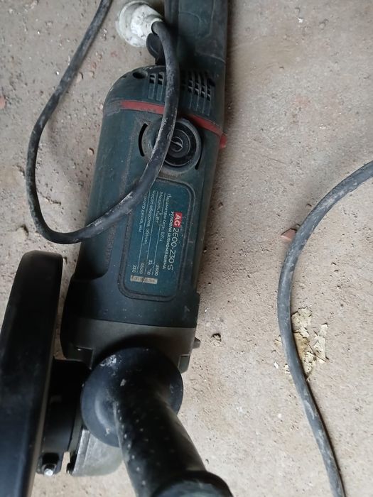 Продам болгарку 230