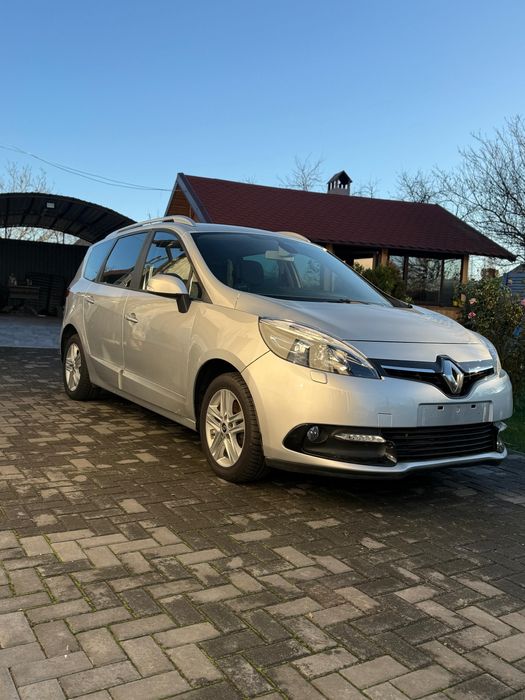 Renalut grand scenic 7 locuri