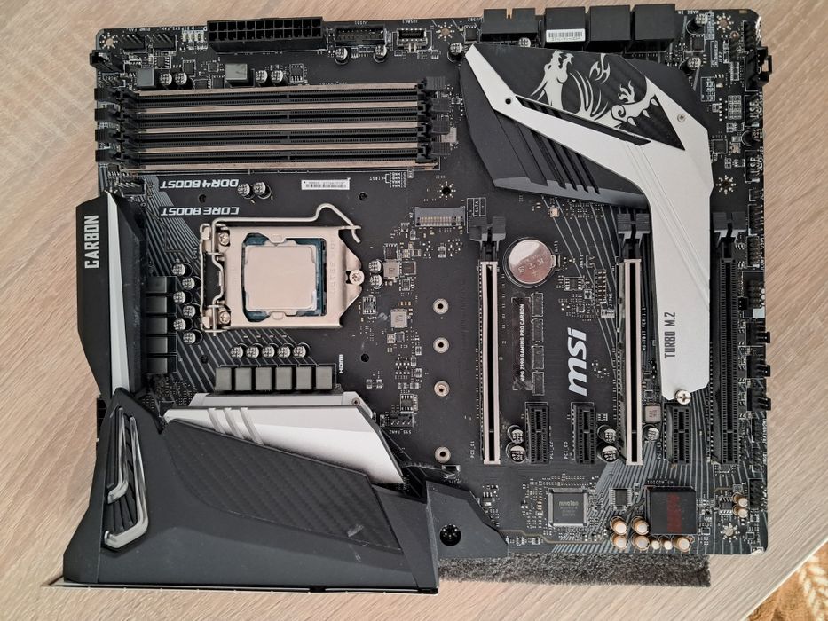 Kit placa de baza si procesor si rami, la cerere carcasa din poze