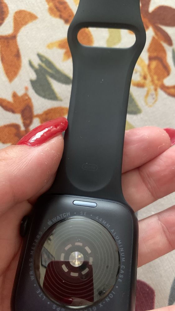Apple watch SE - много запазен