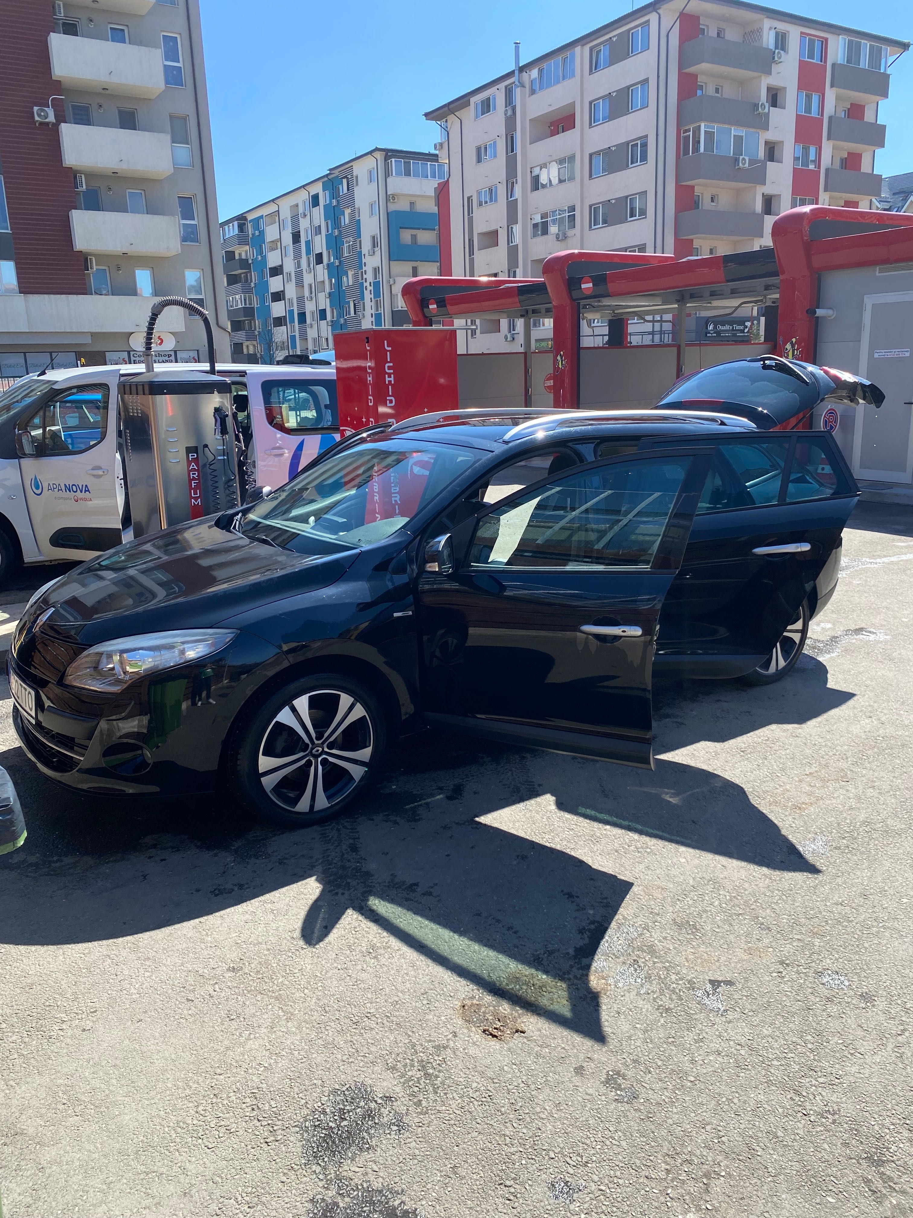 Renault Megane 3    1.5 Automat, Bose Edition, Panorama