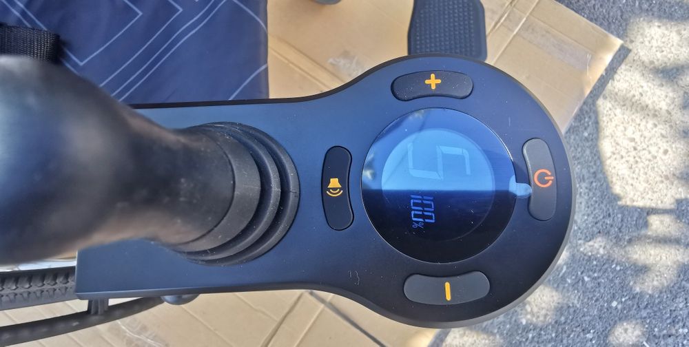 Scaun electric persoane cu dizabilitati